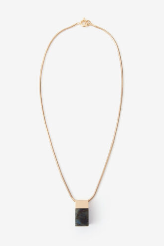 Avery lange ketting met stenen hanger