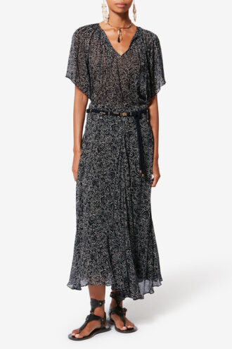Neslya kortemouwen blouse van bedrukte mousseline