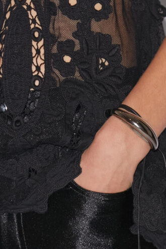 Oyan leren armband met oversized kraal