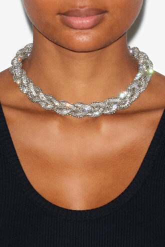 Yua gevlochten strass choker