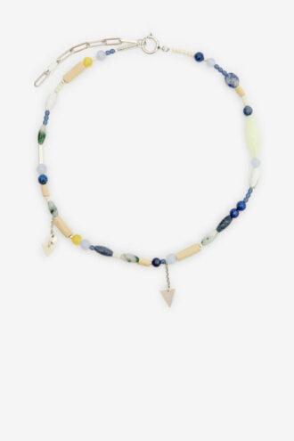 Yulian Stone, Wood en Pendant ketting